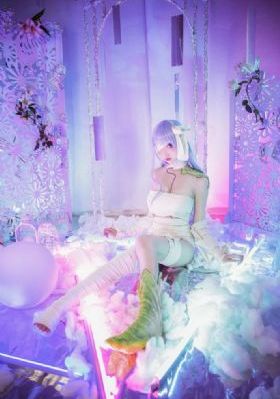 女侠泄精求饶的悲哀_HD在线观看完整版