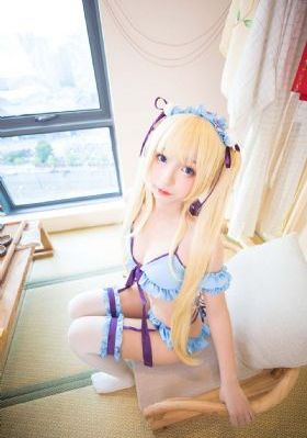 校花撅屁股挨打_DVD神马影院在线